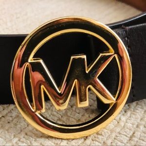 Michael Kors leather belt
